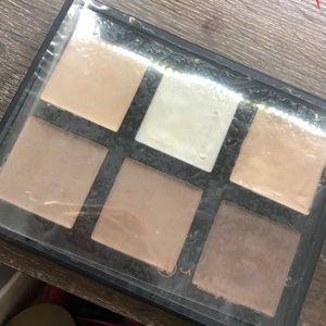Anastasia Beverly Hills Contour Kit!